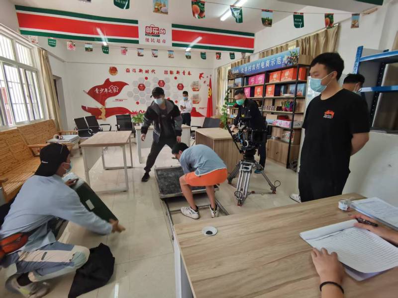 追星女孩心理学分析报告：班戈县广告片拍摄公司揭秘饭圈应援式传播逻辑